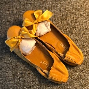 Sundance leather size 8 slipper ballet flats.